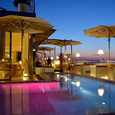 Palazzo Del Corso - Boutique מלון 5*