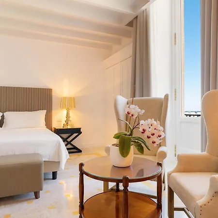 Palazzo Del Corso - Boutique מלון 5*